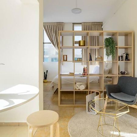Bright And Spacious Loft By The Sea With Bomb Shelter Tel Aviv Eksteriør bilde